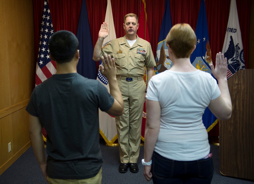 USS Anchorage commander enlists sailors