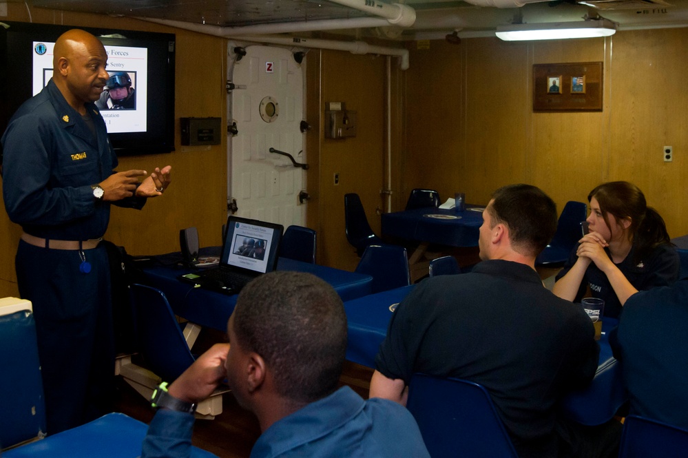 USS Hue City sailors participate in training