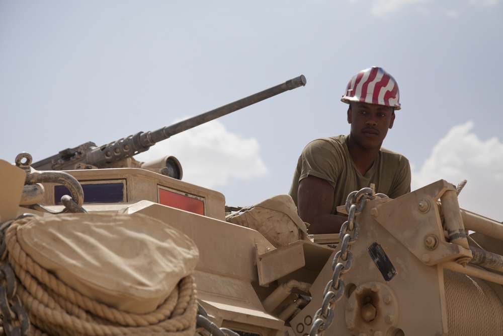 Shir Ghazay Scenes: M88A2 Hercules recovery vehicle maintenance