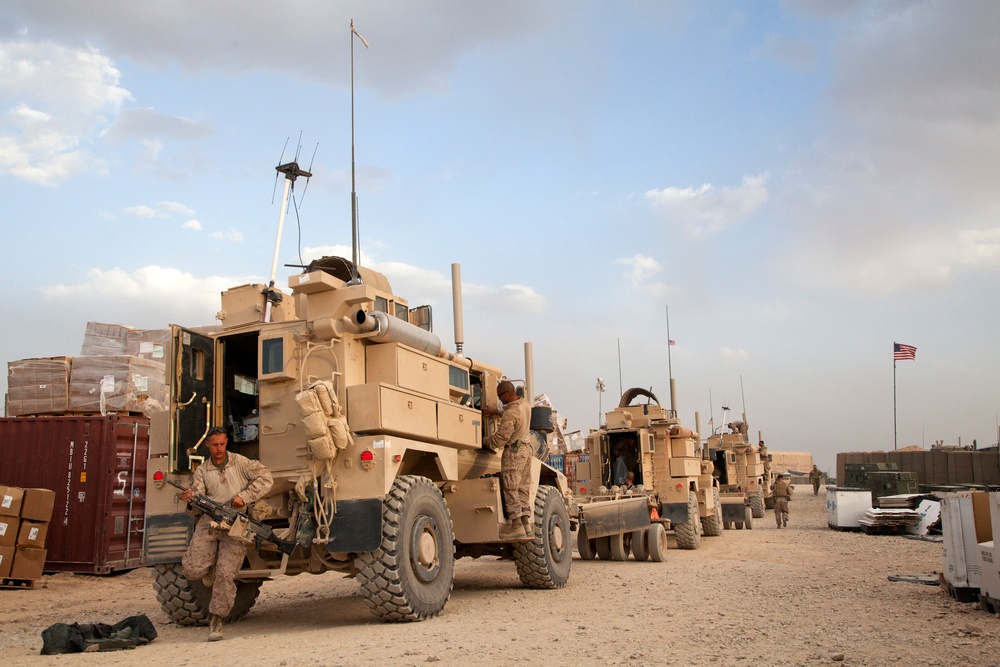 Shir Ghazay Scenes: GLT-8 returns from a mounted patrol