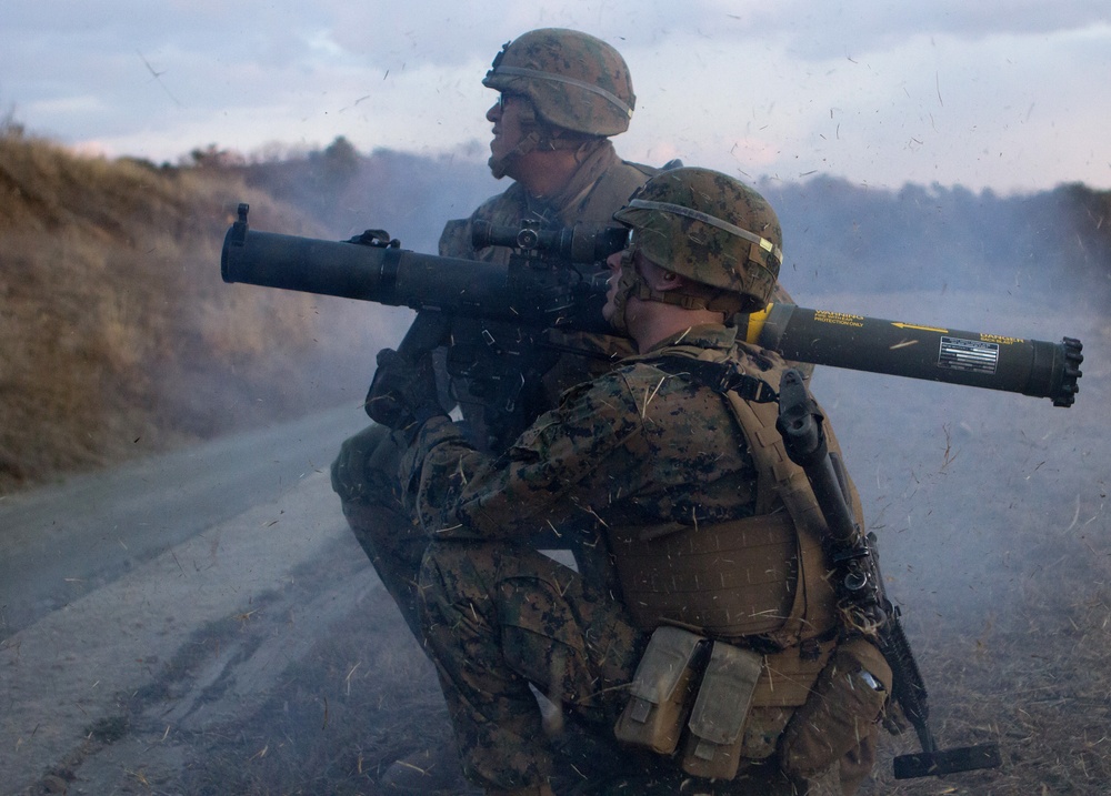 Assault Marines train in the ROK