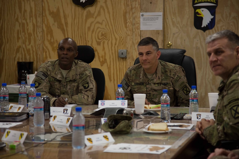 Townsend visits FOB Gamberi