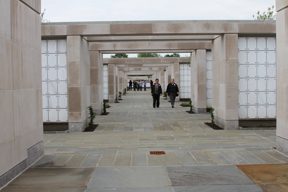 Arlington National Cemetery dedicates new columbarium