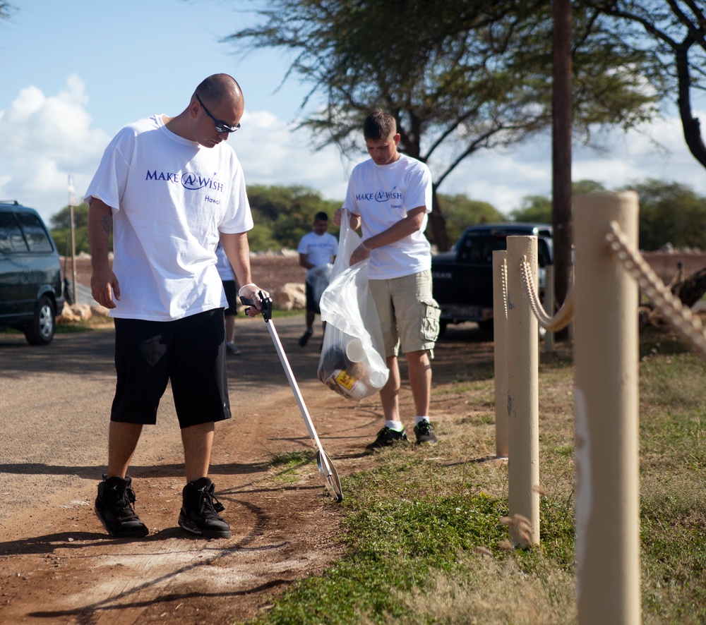 Picking up trash for cash: Marines help raise money by cleaning beach