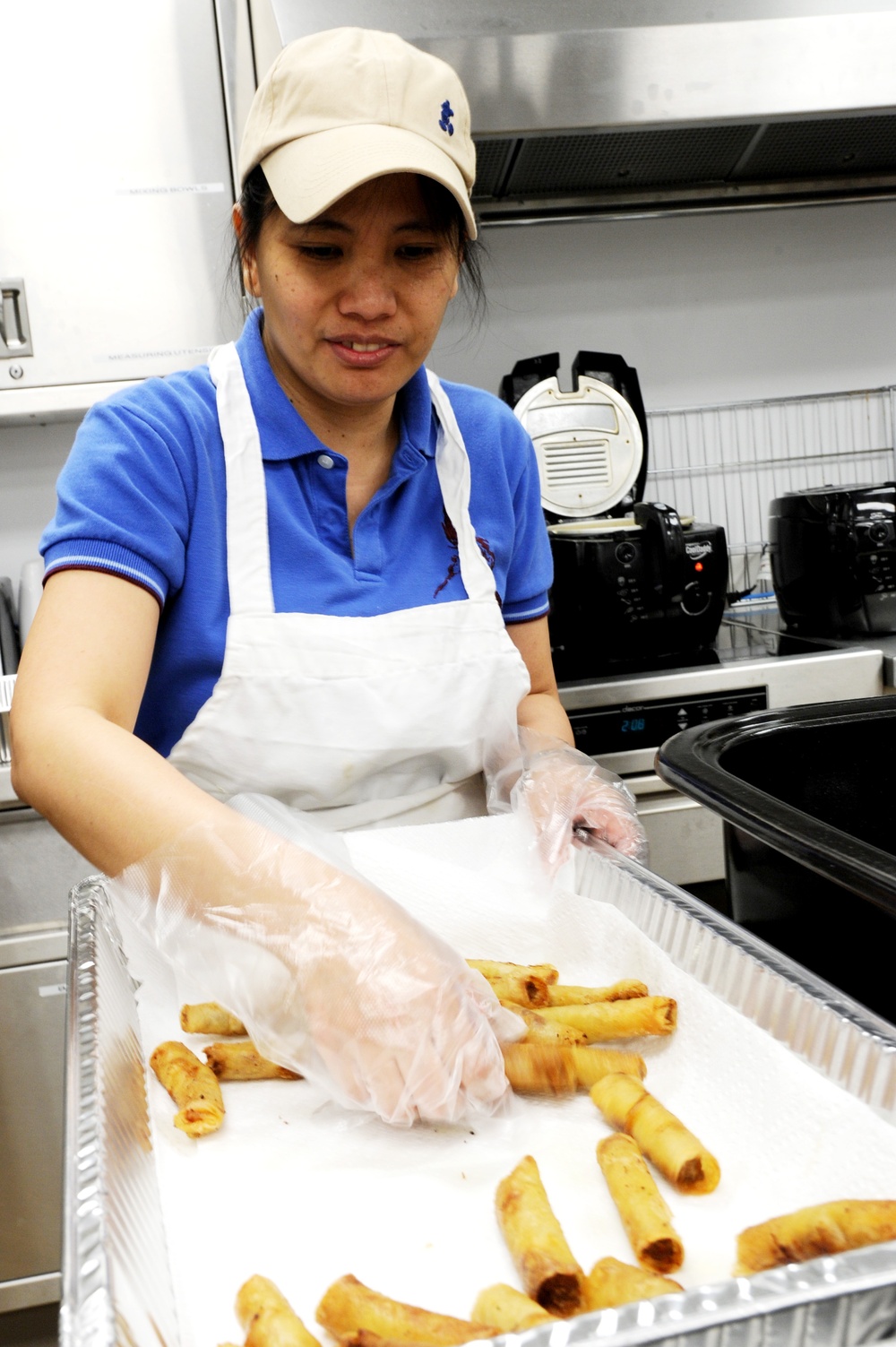 APIHM committee offers a taste of culture