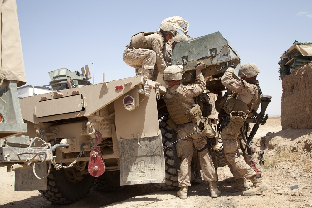 42nd Battalion Georgian Liaison Team 8 conducts resupply and retrograde