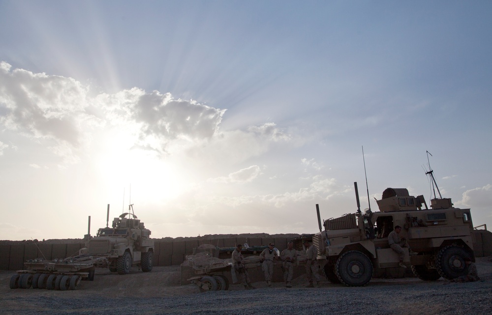 DVIDS - Images - 42nd Battalion Georgian Liaison Team 8 conducts ...