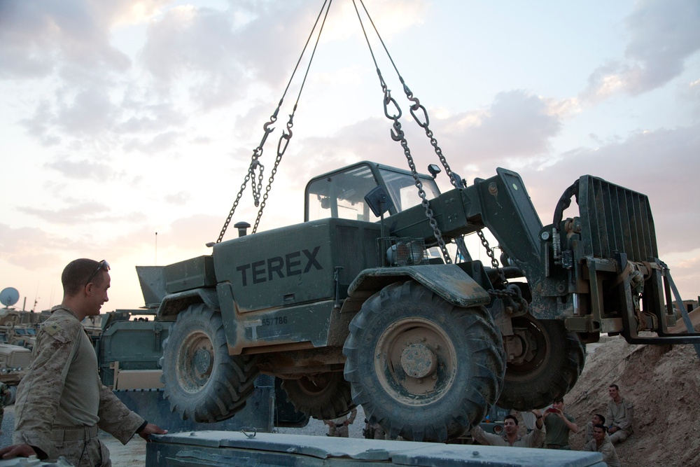 42nd Battalion Georgian Liaison Team 8 conducts resupply and retrograde