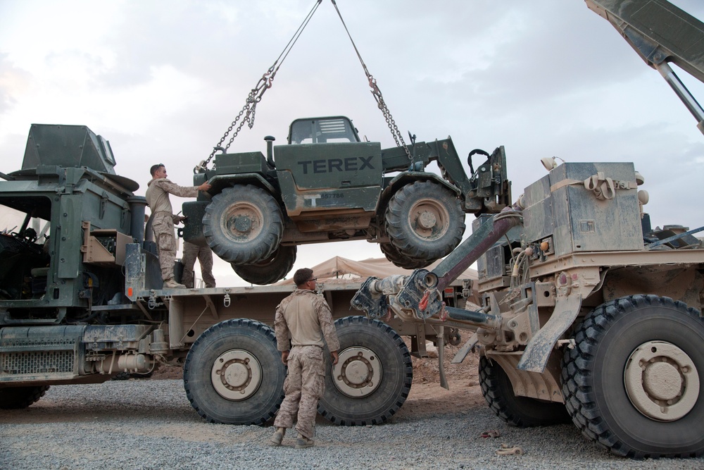 DVIDS - Images - 42nd Battalion Georgian Liaison Team 8 conducts ...