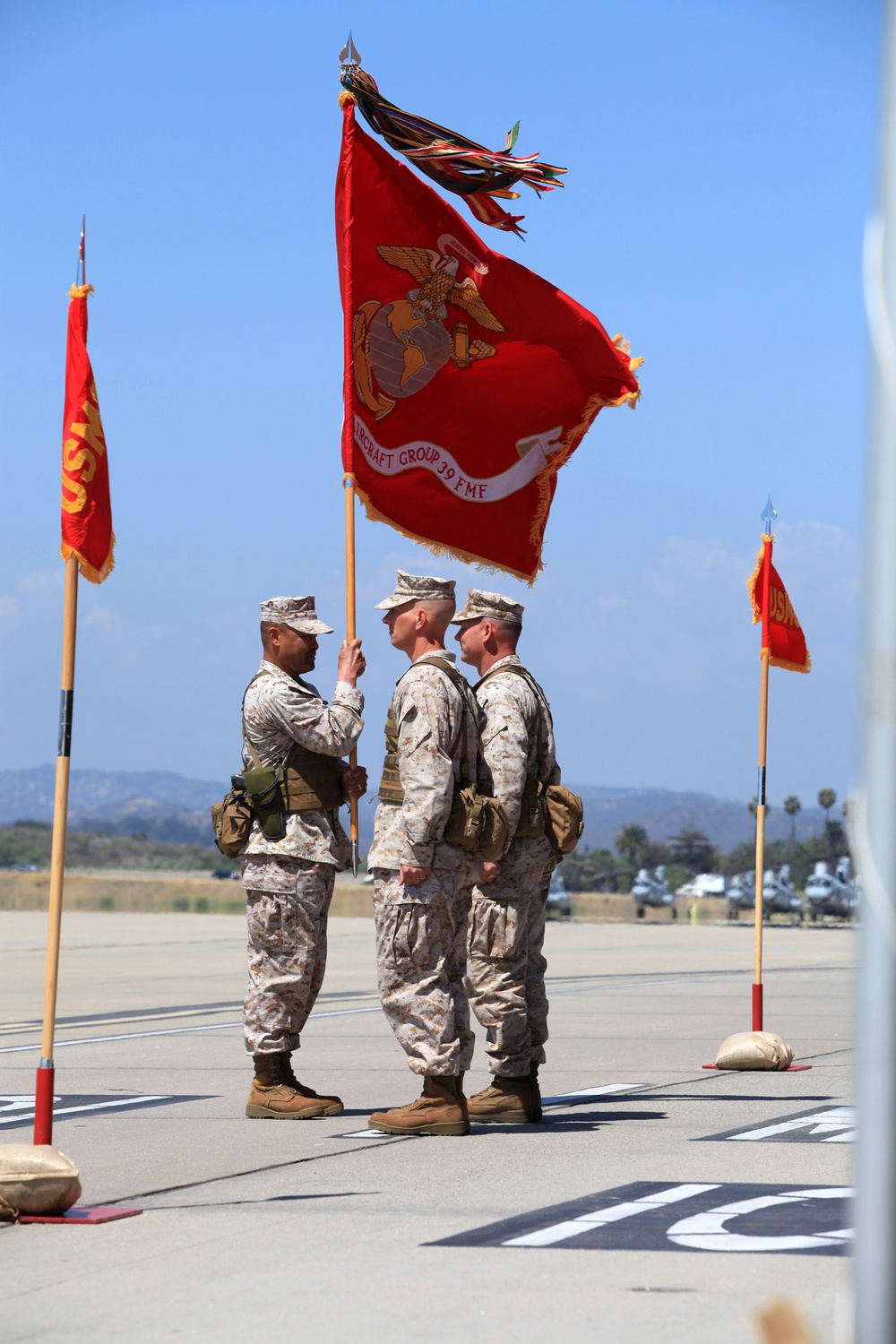 Marine Aircraft Group 39 changes command