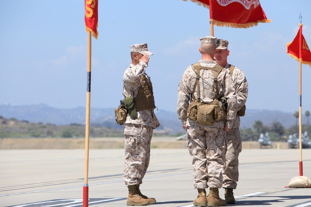 Marine Aircraft Group 39 changes command