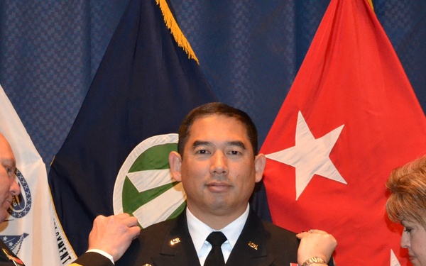 Yee pins on rank of brigadier general