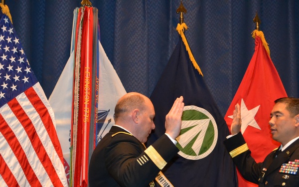 Yee pins on rank of brigadier general