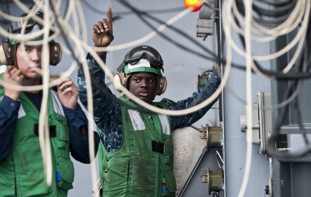 USS Carl Vinson sailors test jet engine