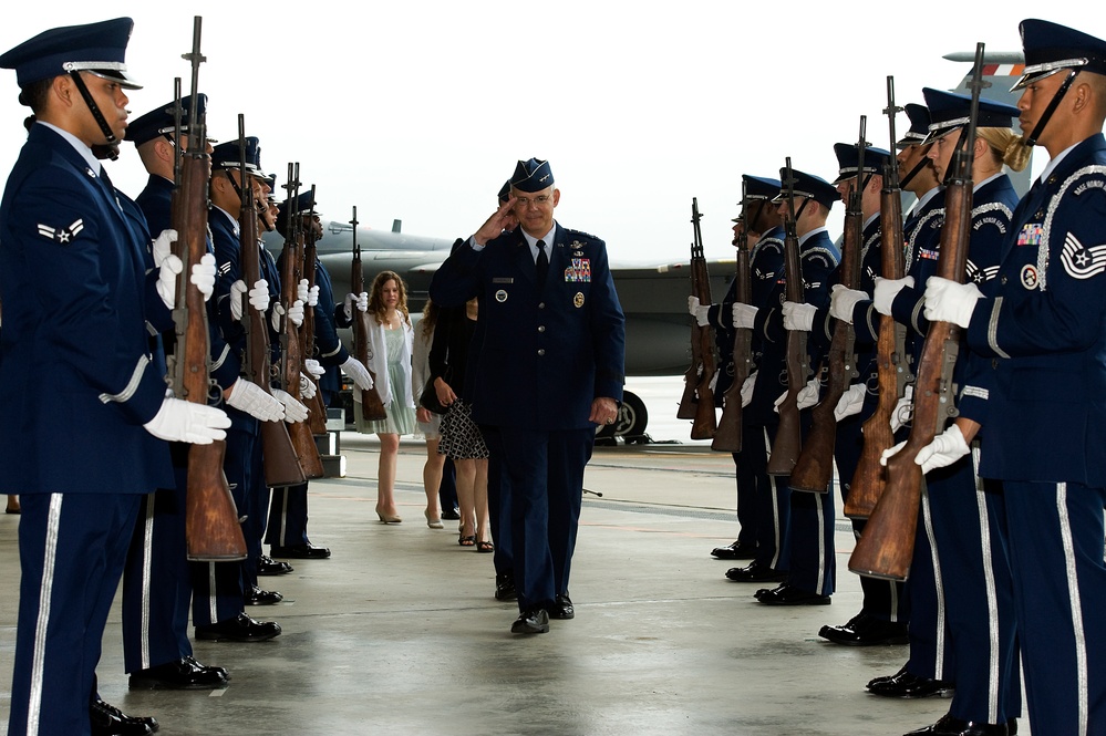 18th Wing changes command