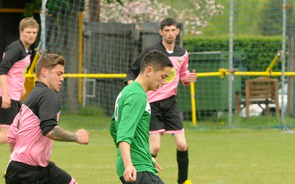 Racing Newmarket football club hosts joint base team