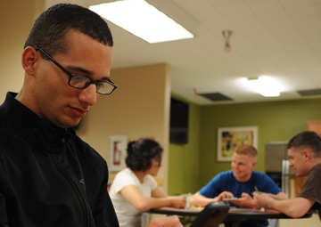 How to Use Twitter to find Jobs