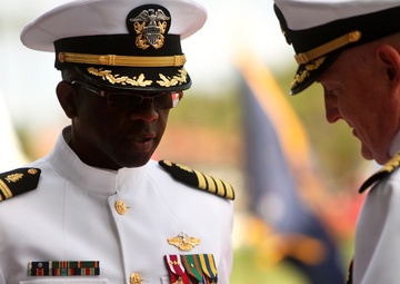 Navy Captain retires after 33 years in the service