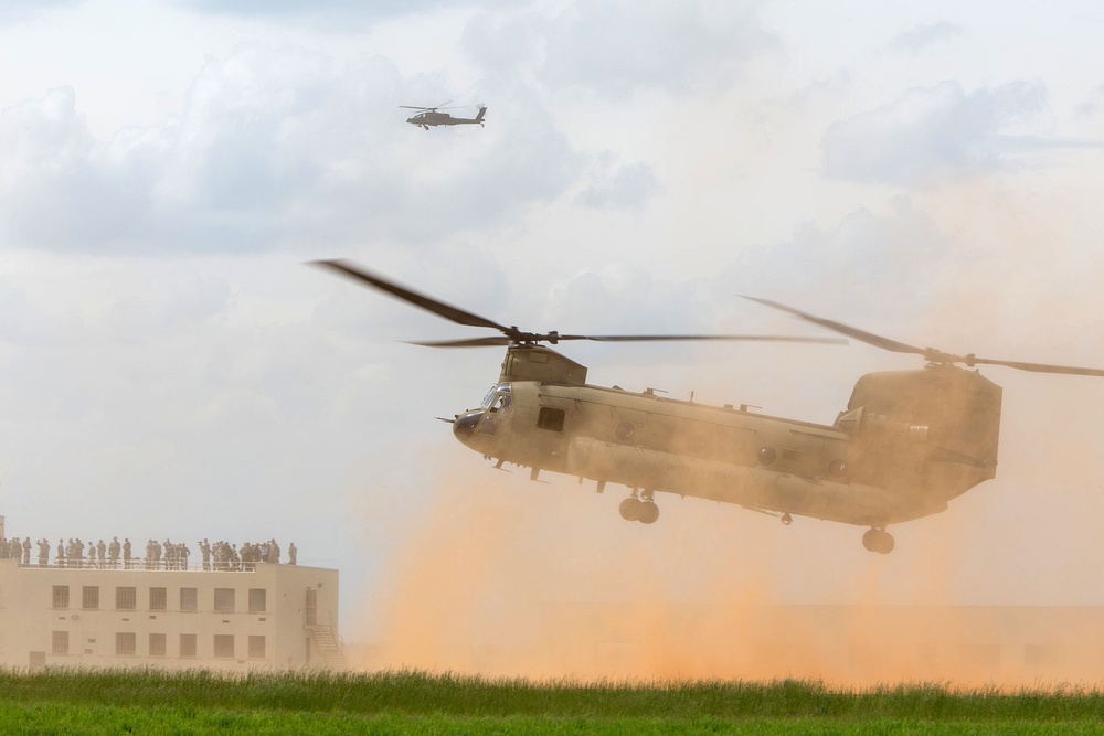 Airborne jump, air assault part of Yudh Abhyas training