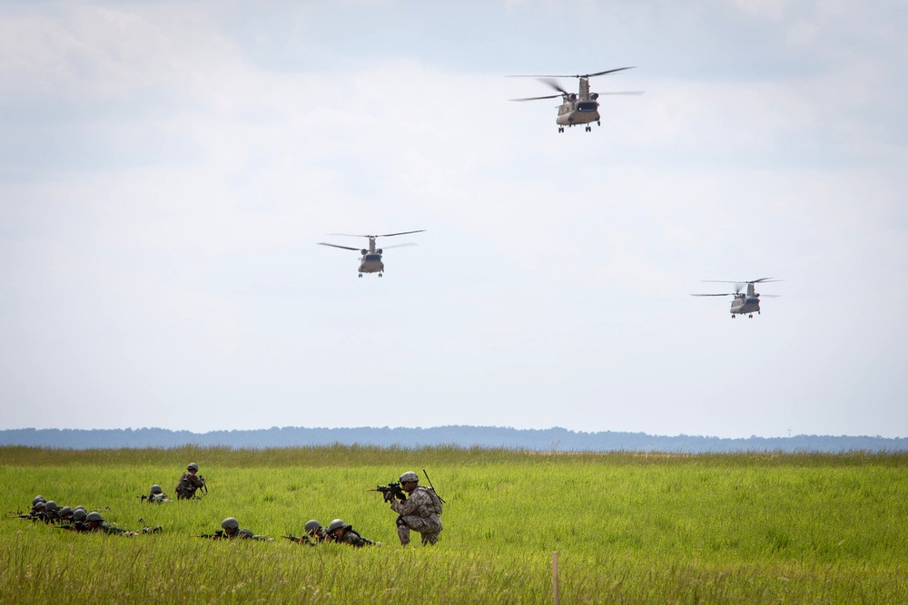 Airborne jump, air assault part of Yudh Abhyas training