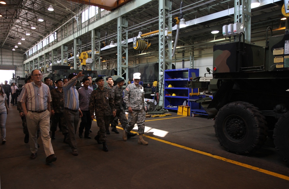 ROKA and US Army share ideas for logistical support as partners