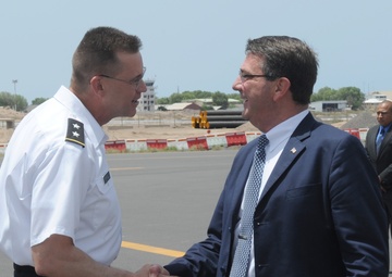 Deputy defense secretary visits CJTF-HOA