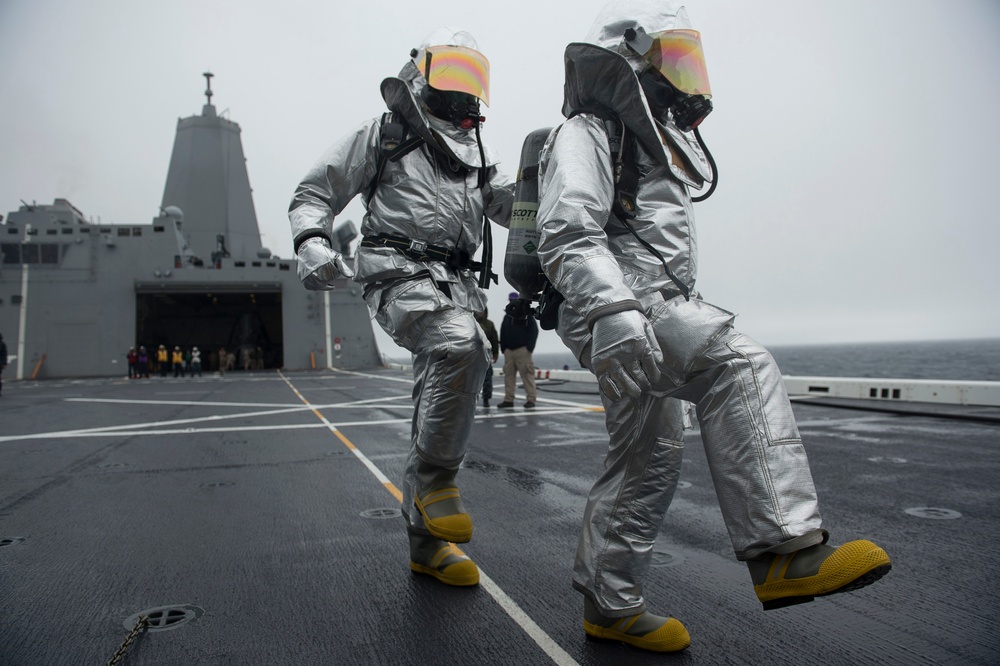 USS Anchorage commissioning