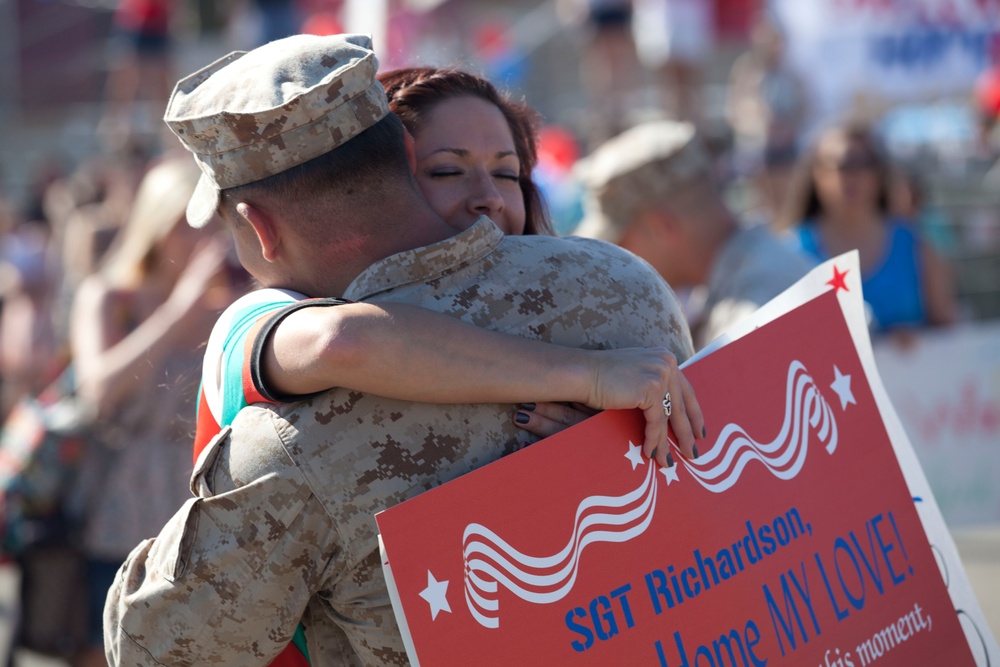 Dark Horse Battalion reunite with family and friends after tour with 15th MEU