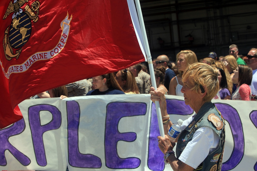 15th MEU Marines welcomed by family, friends after completing deployment