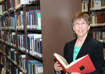 DOD employee named federal librarian of the year