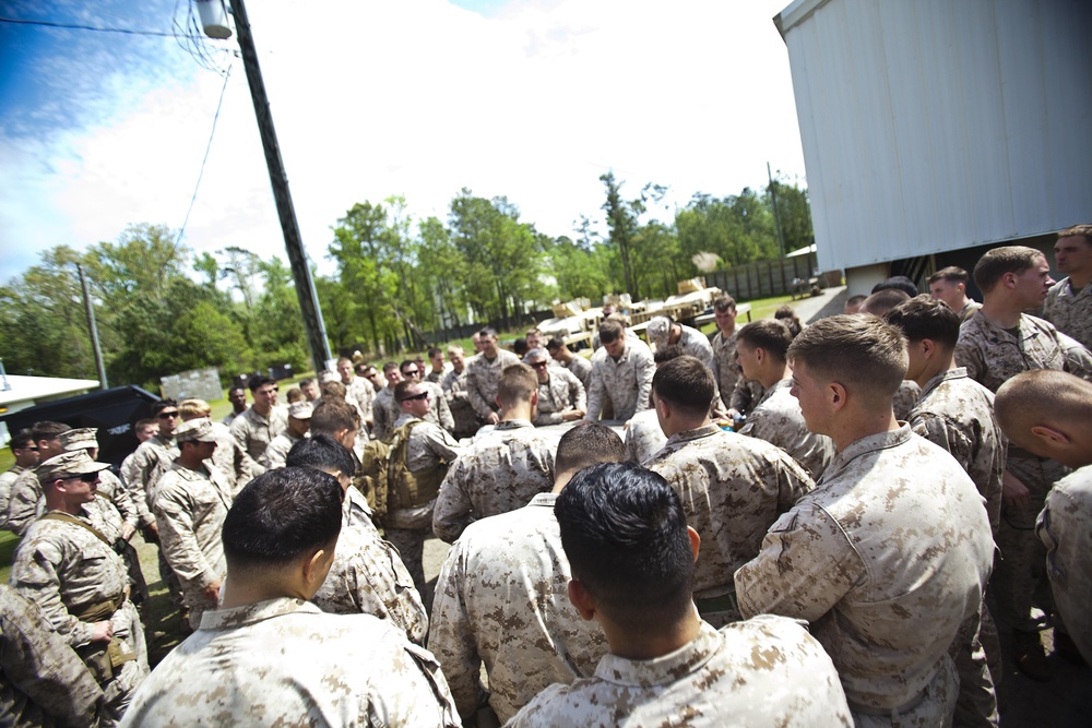 2nd Recon Bn trains for close quarters with live-fire exercise