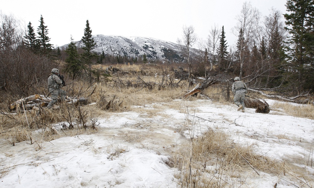 Arctic infantrymen hone combat skills