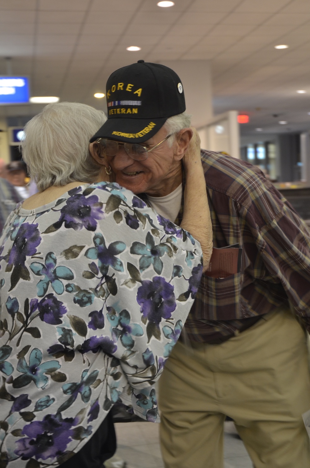 World War II veterans return home