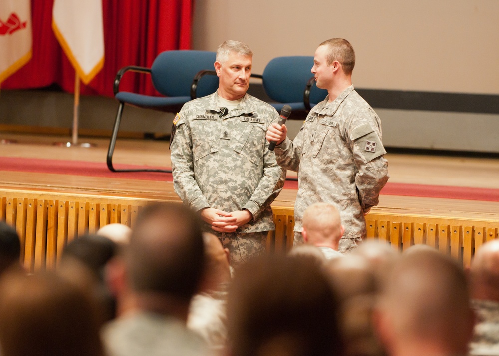 Sergeant major of the Army speaks to Fort Carson soldiers