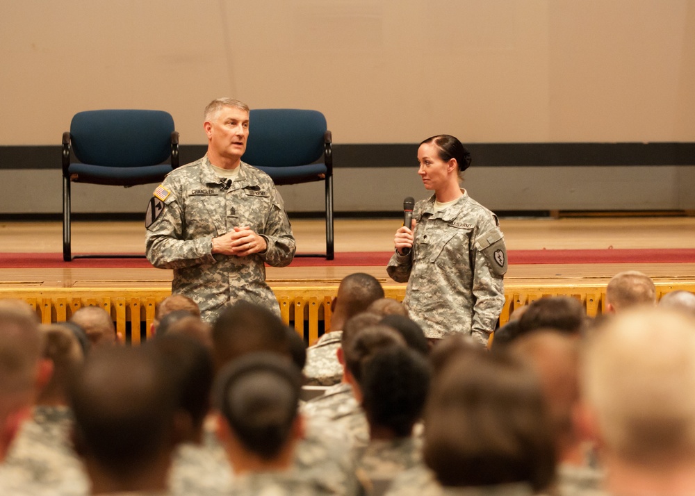 Sergeant major of the Army speaks to Fort Carson soldiers