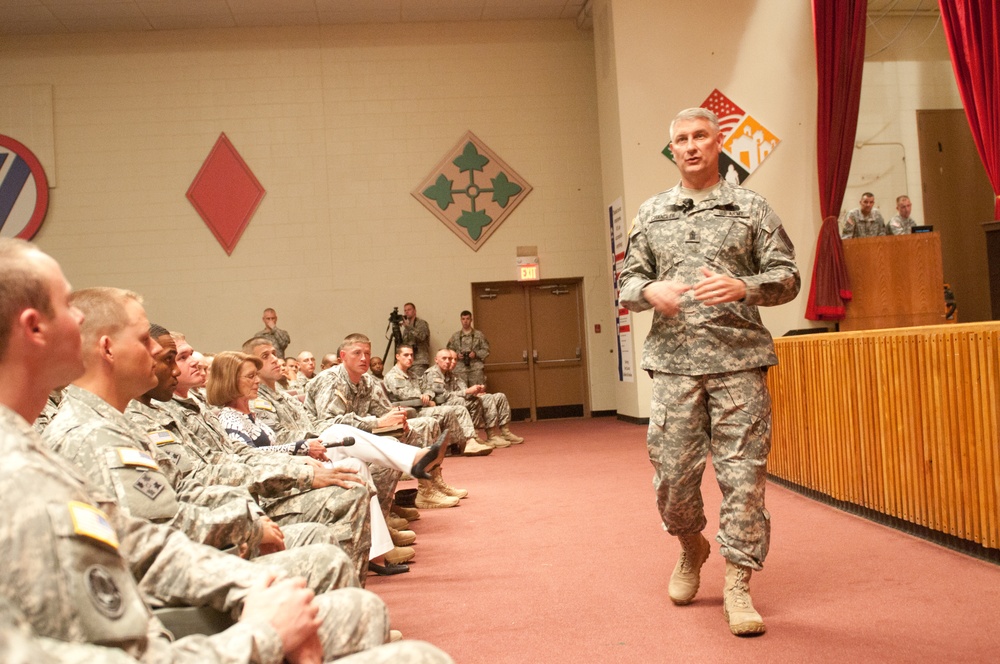 Sergeant Major of the Army Speaks to Fort Carson Soldiers