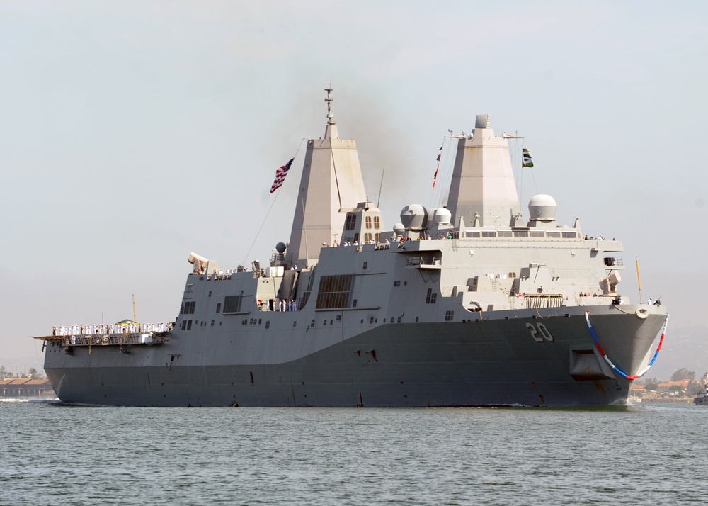 Navy ships return to San Diego