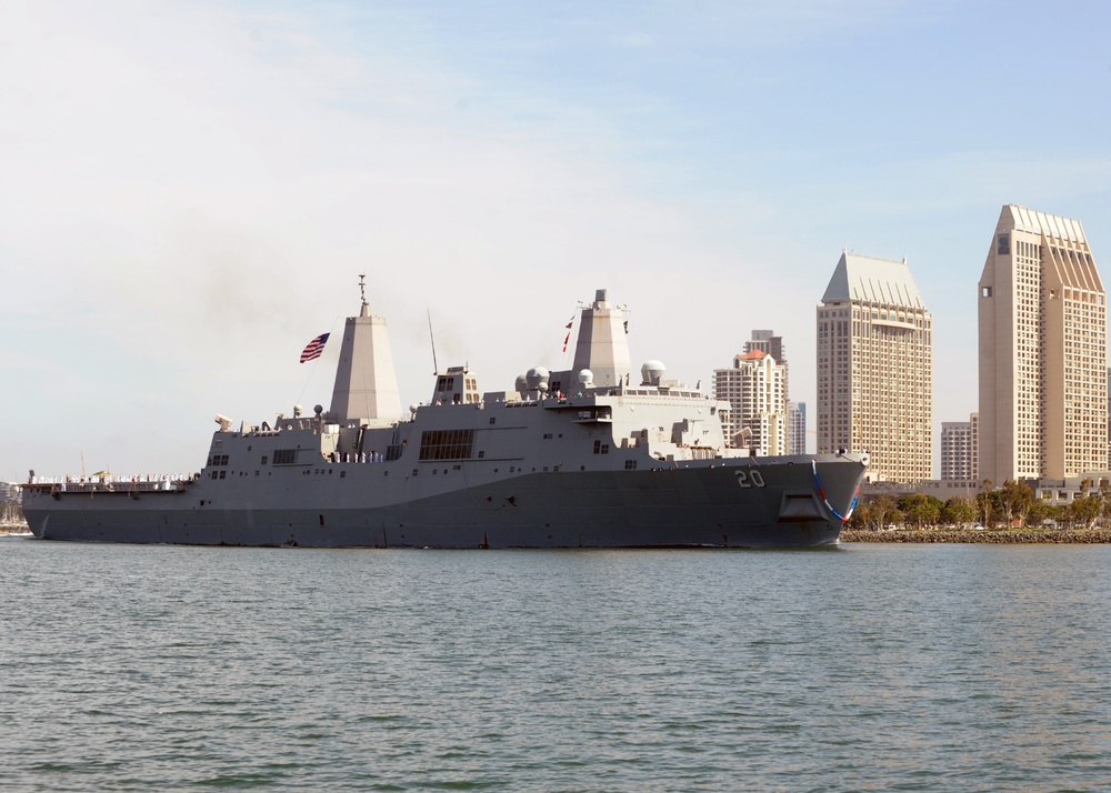 Navy ships return to San Diego