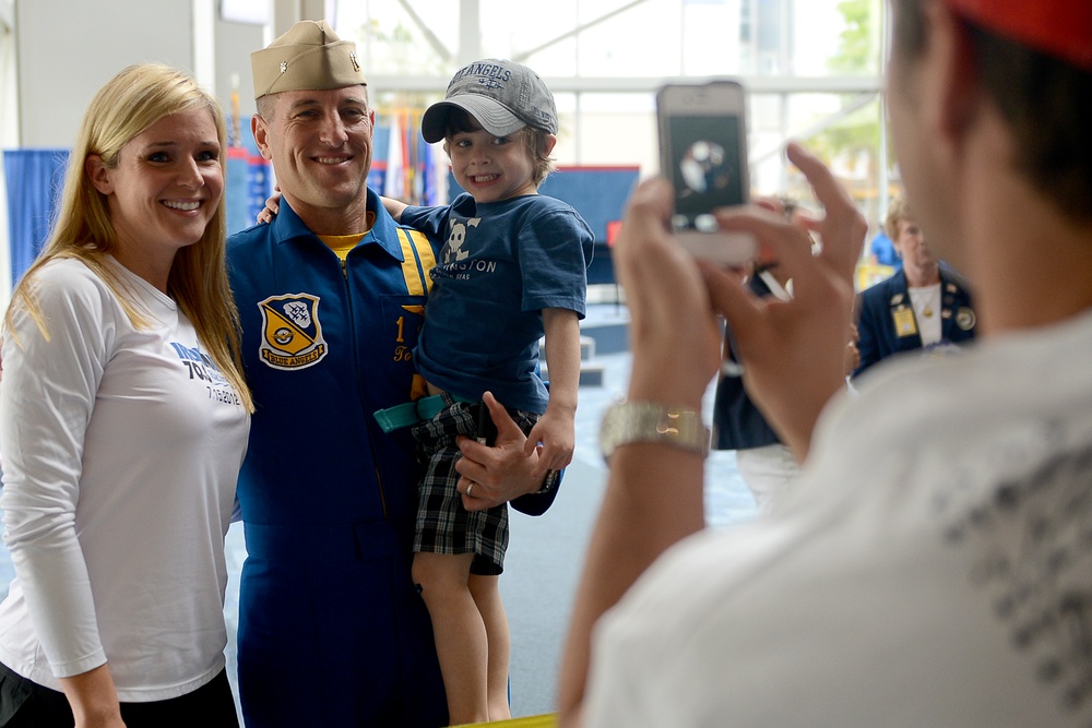 Blue Angels commanding officer