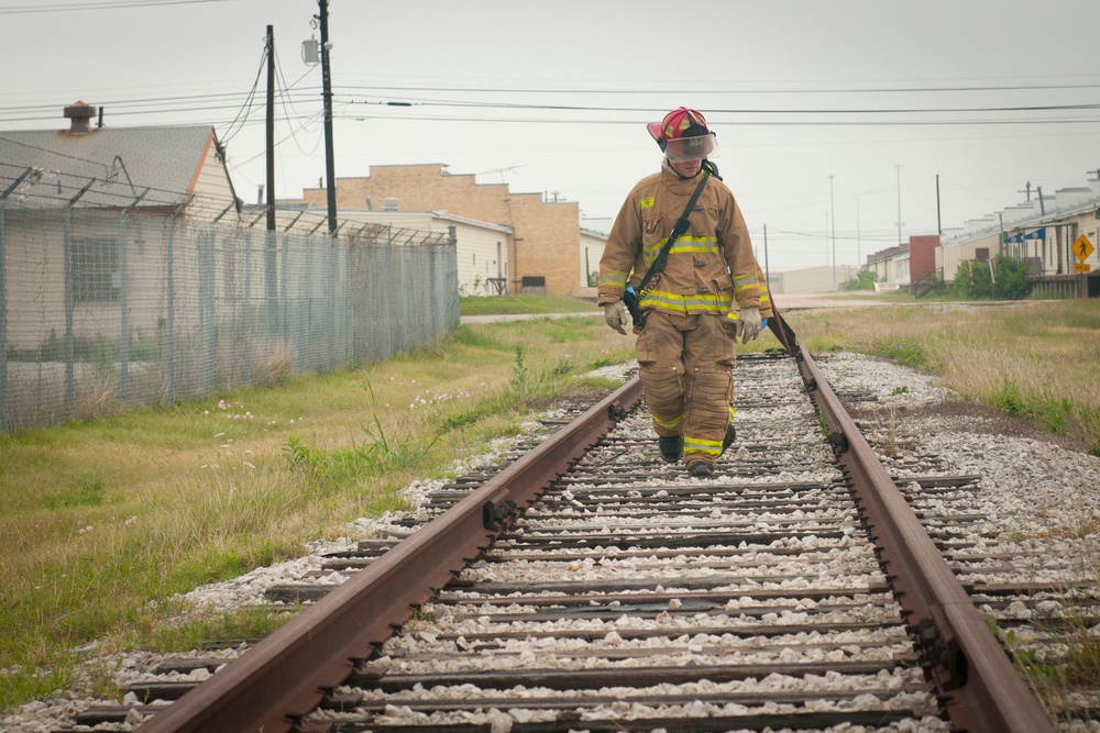 Fort Hood fire fighters react to full-scale forces response exercise