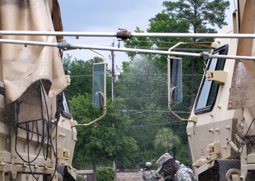 Chemical Company conducts decontamination operations during Ardent Sentry
