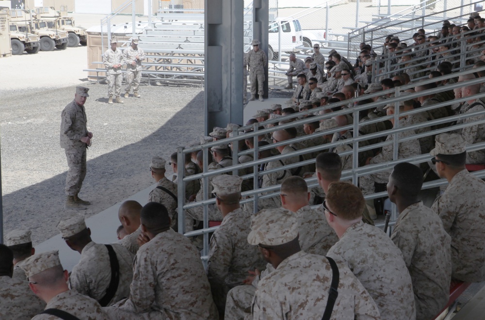 Brig. Gen. Banta speaks to CLB-6 Marines