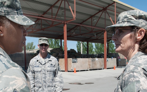 AFCENT command chief tours TCM