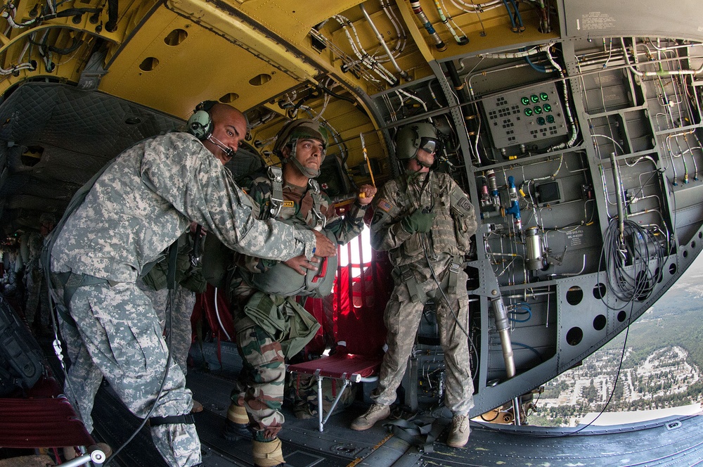 Indian, US paratroopers make helicopter jump