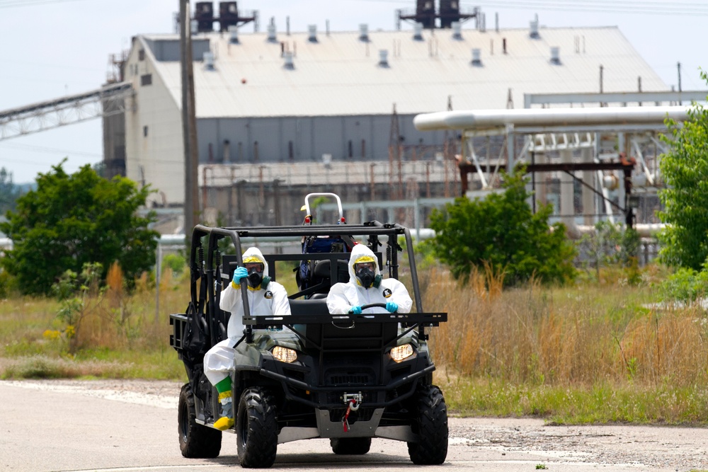 CST trains on radiation detection during Ardent Sentry