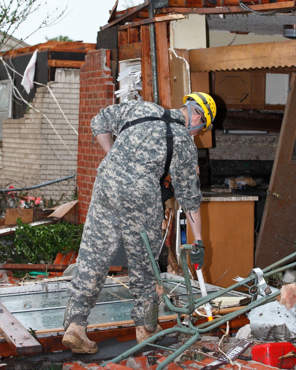 63rd CST supports Moore tornado search and rescue operations