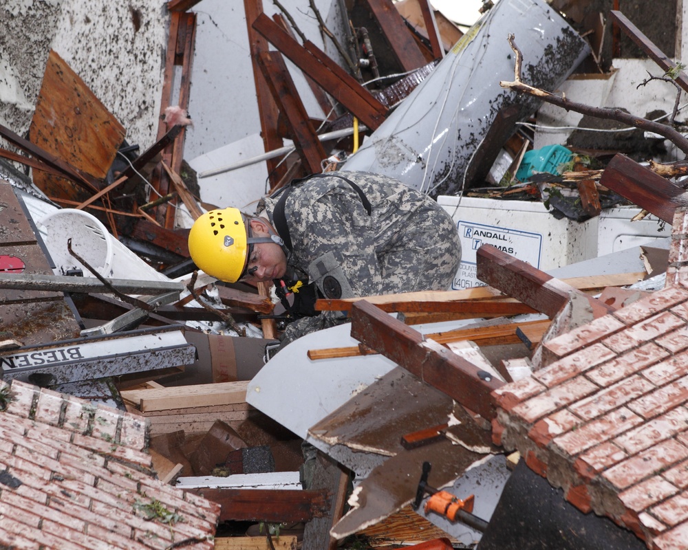 63rd CST supports Moore tornado search and rescue operations