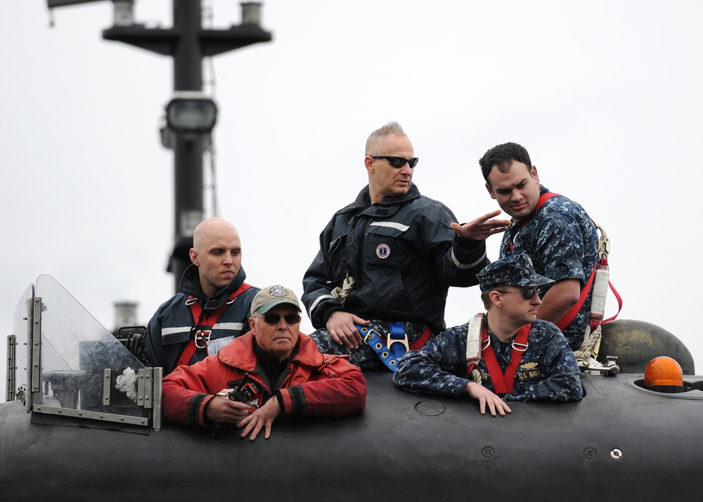 USS Henry M. Jackson action