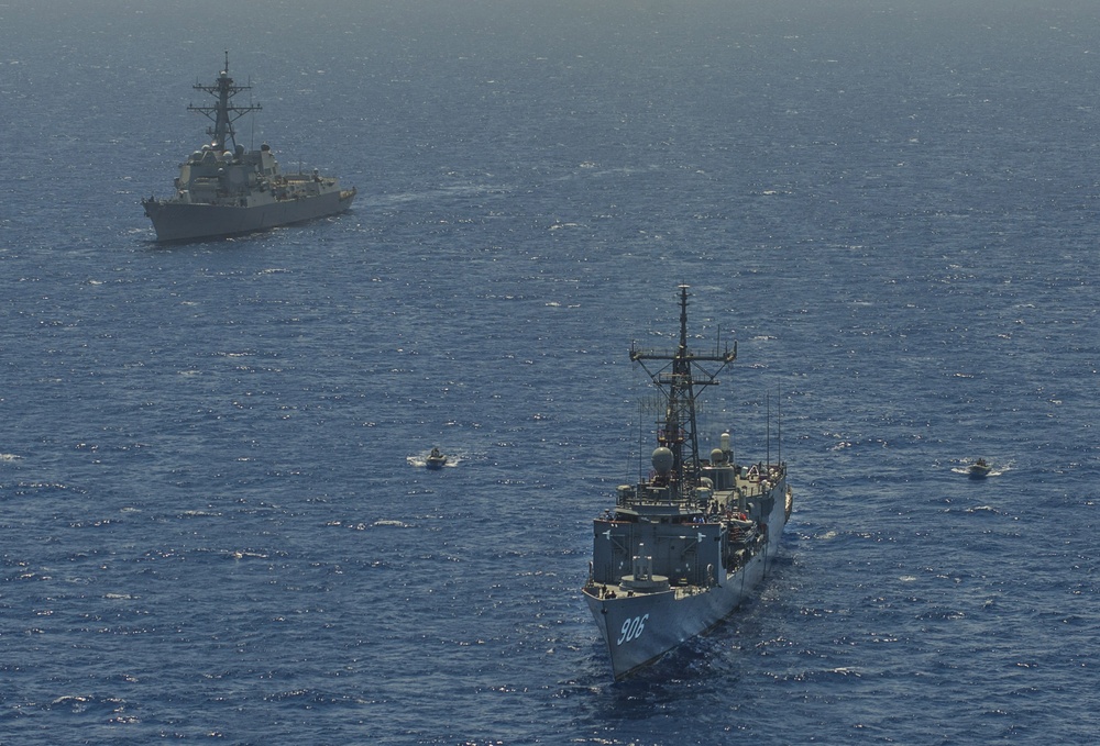 USS Gravely PASSEX with Egyptian navy