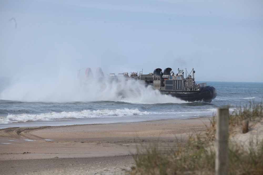 ‘Follow Me’ Division conducts largest amphibious exercise since war
